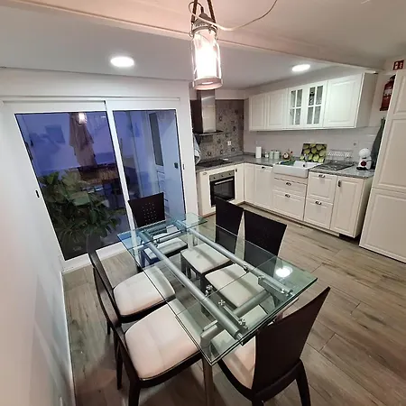 Happy * Funchal (Madeira)